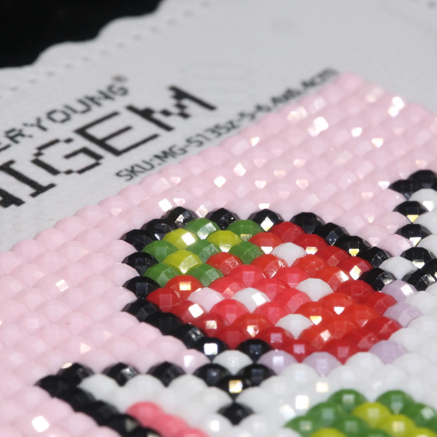 Sparkle Minis Strawberry Sweets 6.4 cm × 6.4 cm 5D DIY Resin Square Diamond Painting Kit - 6-Piece Mini Sweet Treat Mosaic Set